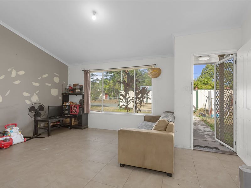 13 Shirley Street, Eagleby, Qld 4207 Property Details