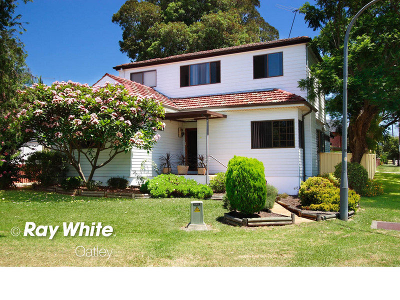 42 Central Road, Beverly Hills, NSW 2209