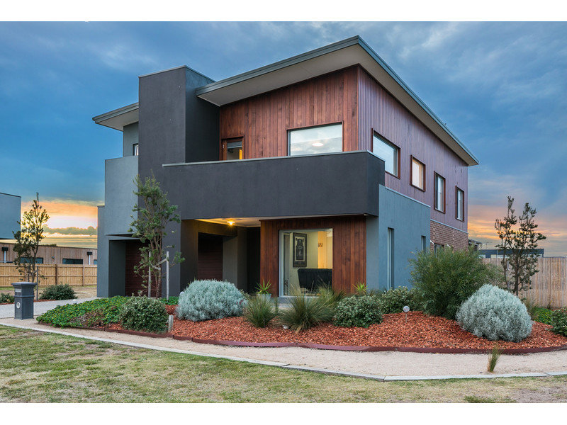 30 Lahinch Mews, Torquay, Vic 3228 Property Details