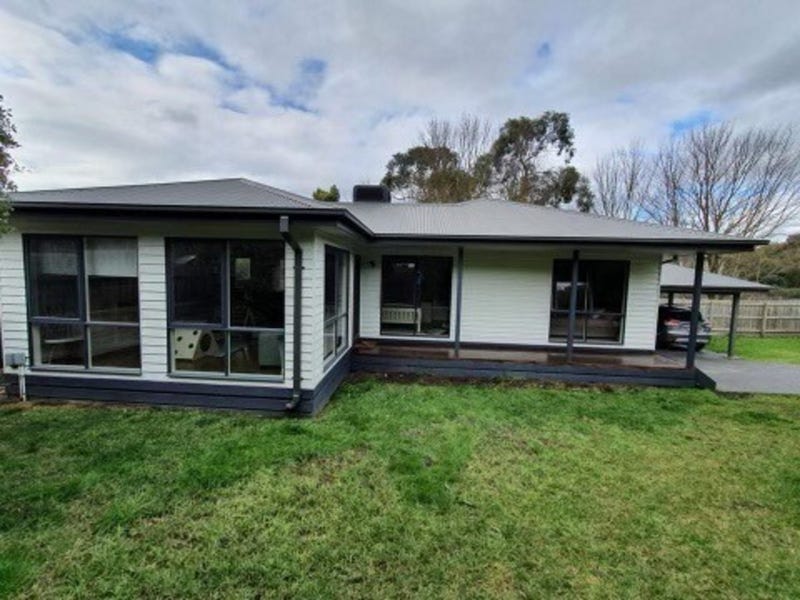 12 Mount View Parade, Mooroolbark, VIC 3138