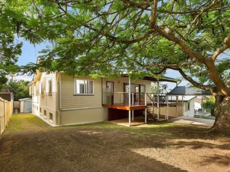 221 Englefield Road, Oxley, Qld 4075 Property Details