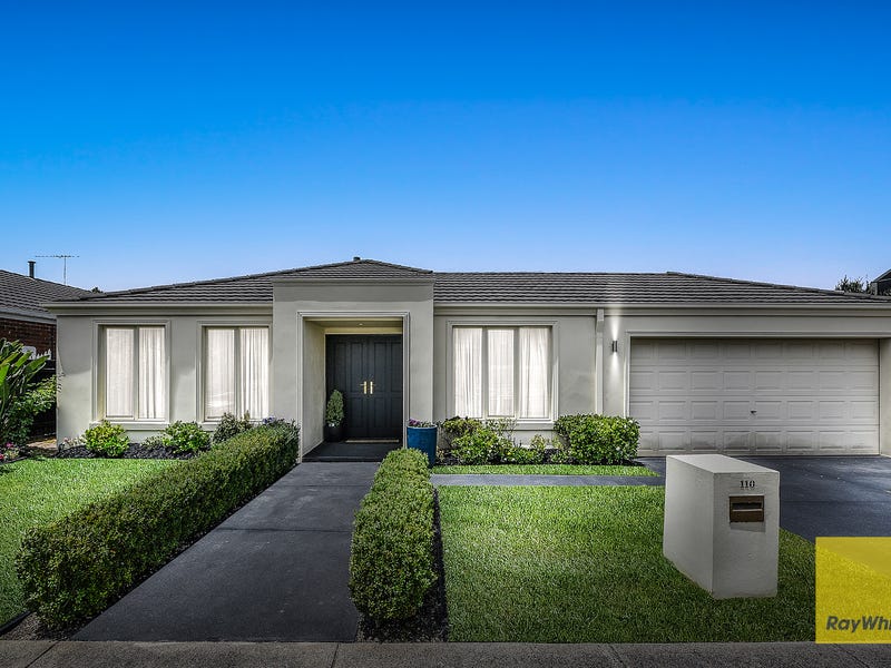 110 David Collins Drive, Endeavour Hills, VIC 3802
