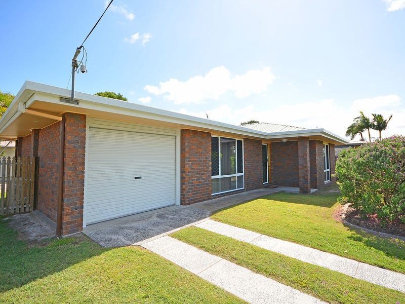 12 Southerden Street, Torquay, QLD 4655