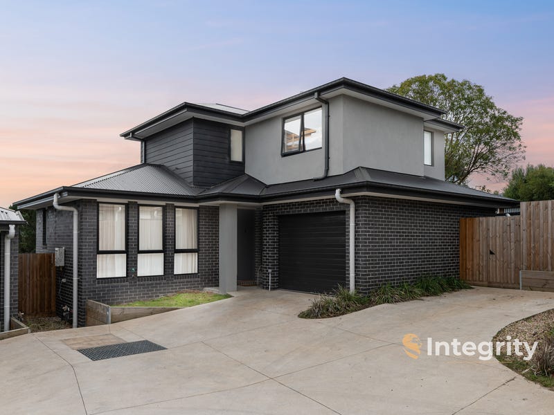 3/5 Crowley Road, Healesville, Vic 3777 Unit for Sale