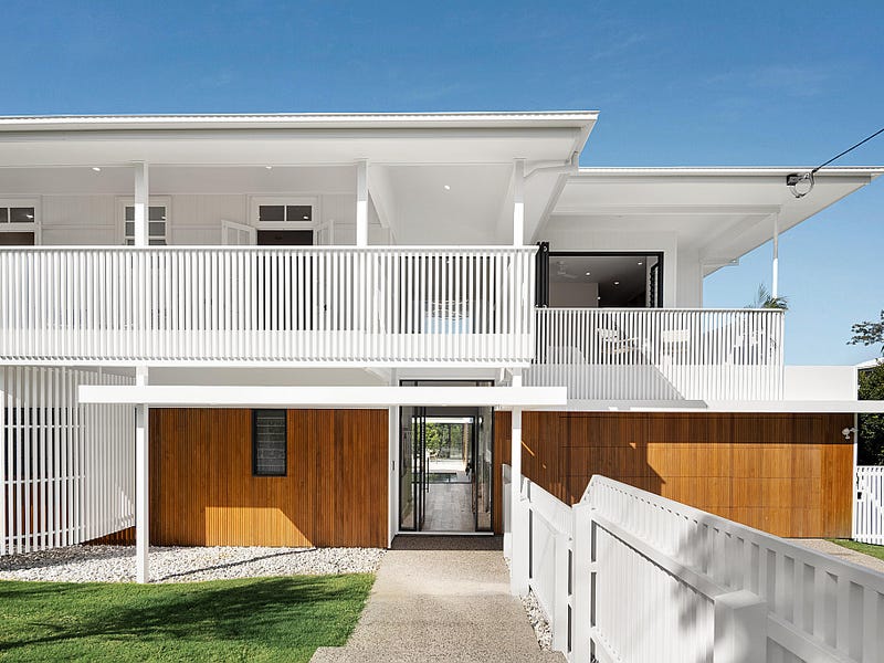 71 Real Avenue, Norman Park, Qld 4170