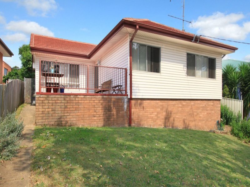 137 Lakeview Parade, Primbee, NSW 2502 Property Details