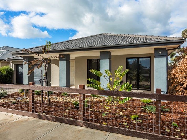 13 Metcalfe Street, Eynesbury, Vic 3338 Property Details