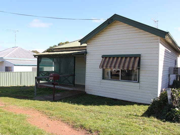 23 Lead Street, Yass, NSW 2582
