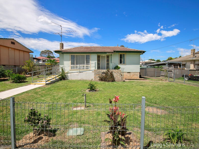 32 Duke Street, Uralla, NSW 2358 Property Details