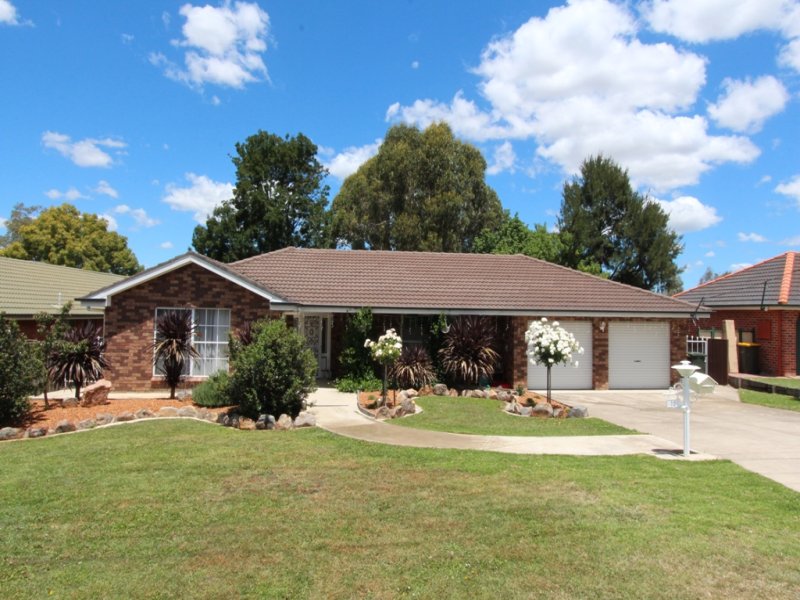 19 Cottonwood Drive, Eglinton, NSW 2795