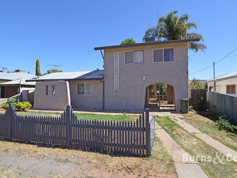 73 Tapio Street, Dareton, NSW 2717 Property Details