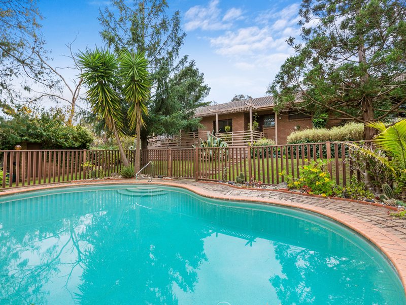 17 Mather Road, Mount Eliza, VIC 3930