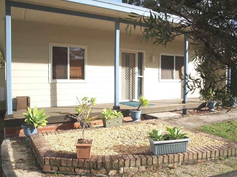 12 Thomas Street, Johns River, NSW 2443