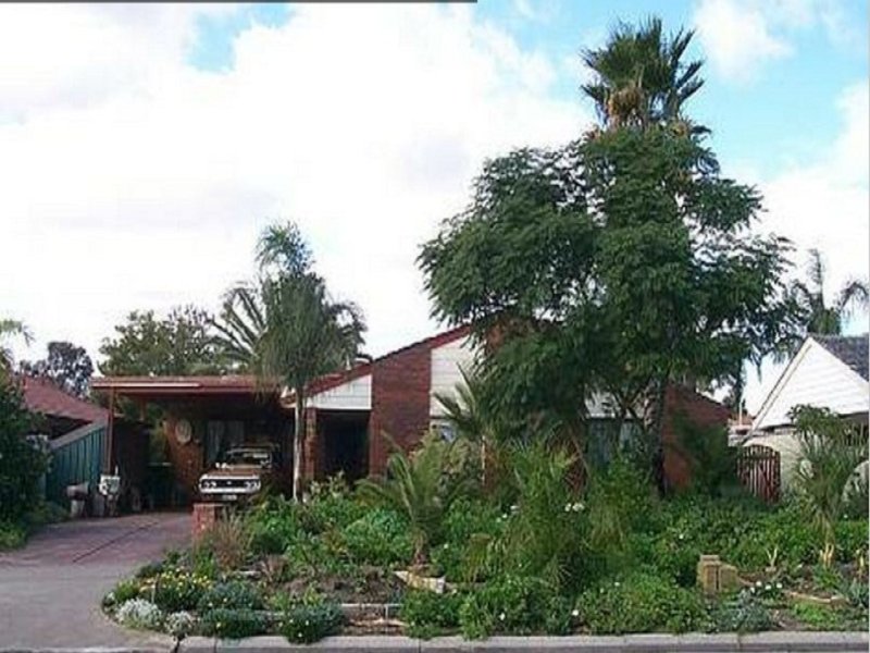 30 Narcissus Avenue, Parkwood, WA 6147