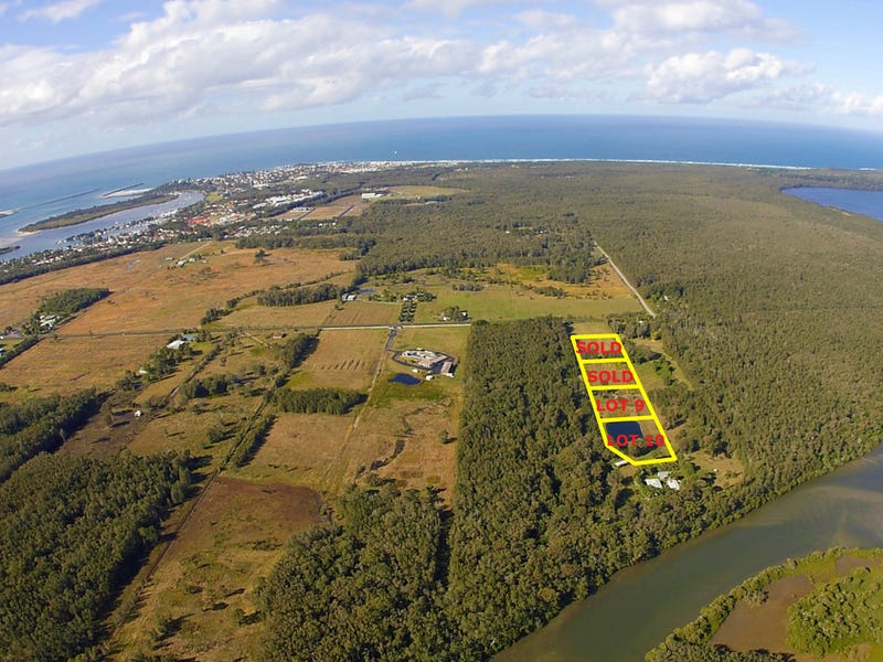 162 Carrs Drive, Yamba, NSW 2464