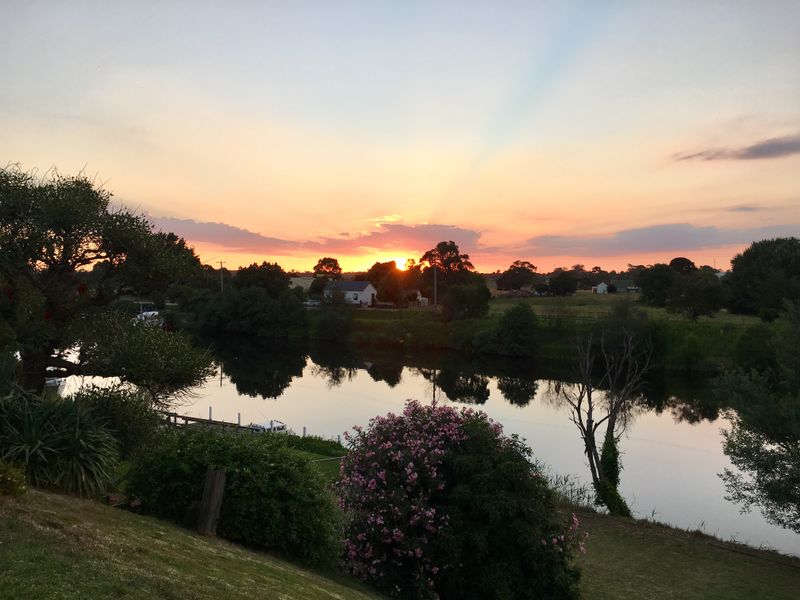 16 Robb Street, Bairnsdale, Vic 3875 Property Details