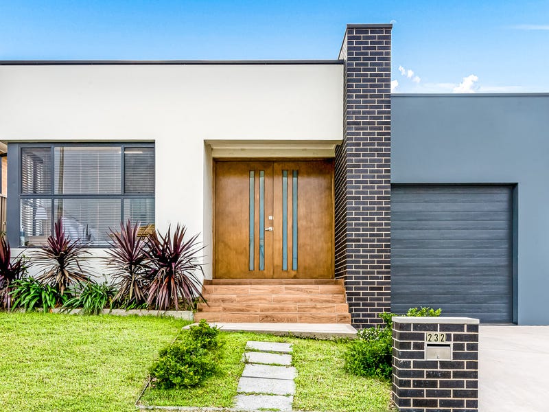 95 Mciver Avenue, Middleton Grange, NSW 2171