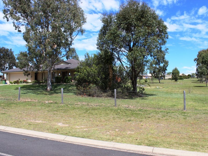 69 Fairway Drive, Kensington Grove, QLD 4341