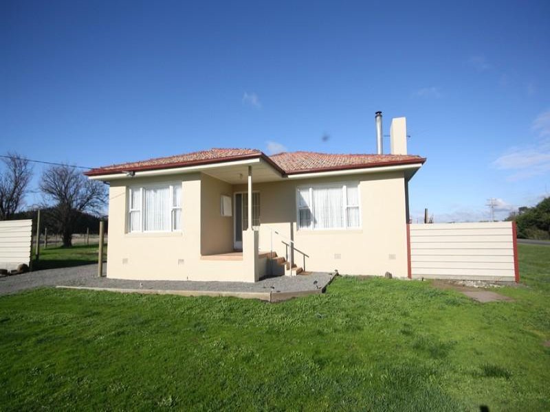 10 Lismore Road, Skipton, Vic 3361 Property Details