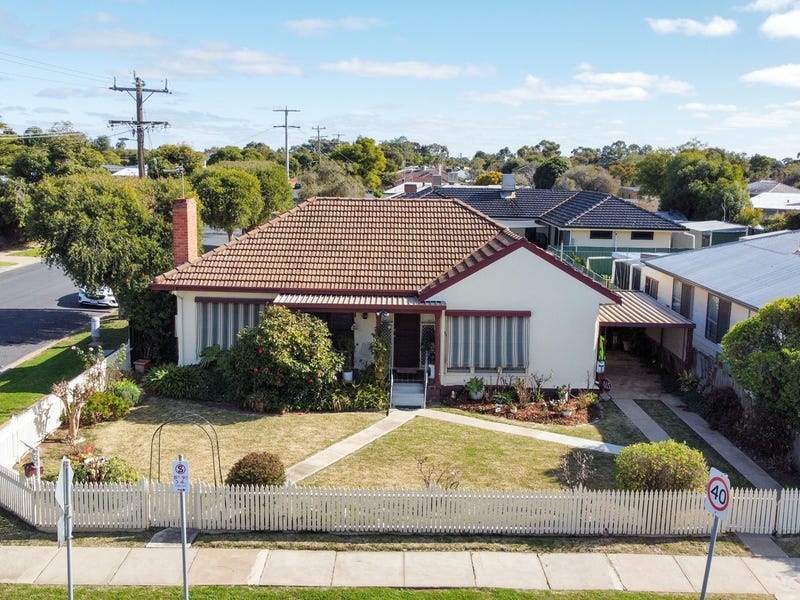 52 Murlong Street, Swan Hill, Vic 3585 House for Sale