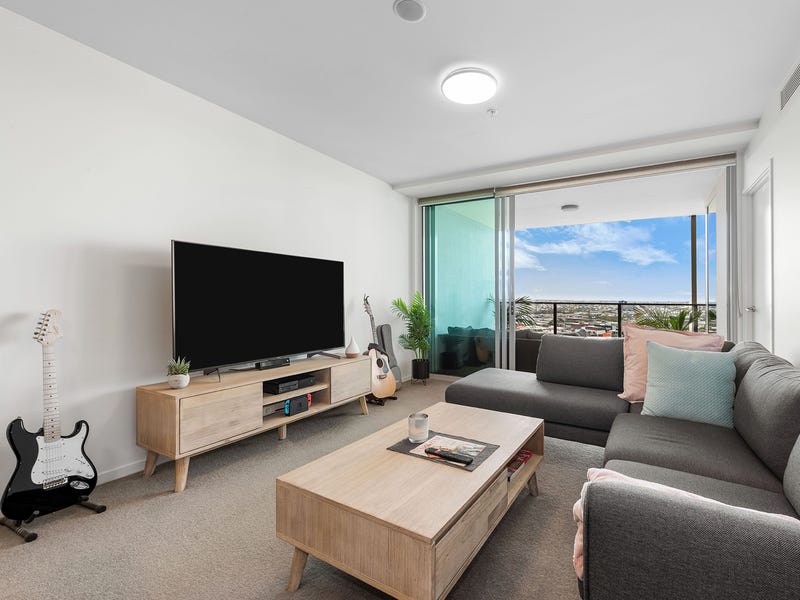 2104/30 Festival Place, Newstead, Qld 4006 Property Details