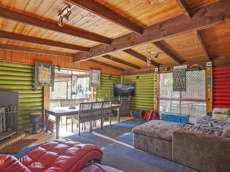 49 Akoonah Drive, Beechmont, Qld 4211 Property Details