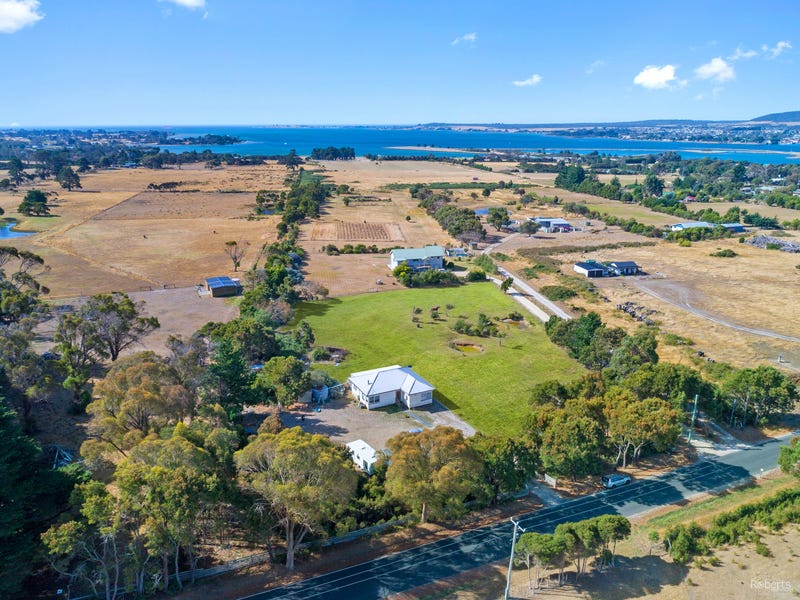 357 Clarence Point Road, Clarence Point, TAS 7270
