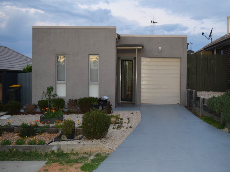 72 Wunderly Circuit, MacGregor, ACT 2615 Property Details