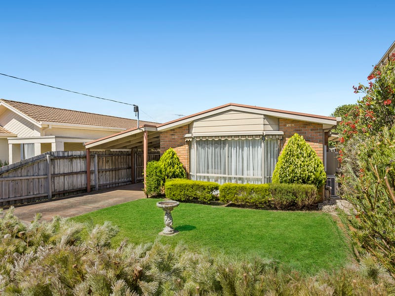 111 Fourth Avenue, Rosebud, Vic 3939 House for Sale