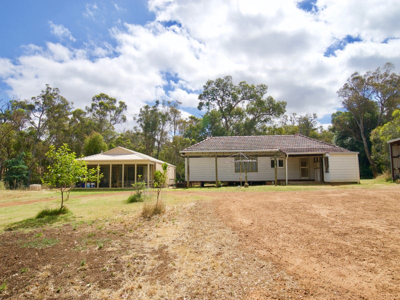 1884 Chittering Road, Lower Chittering, WA 6084