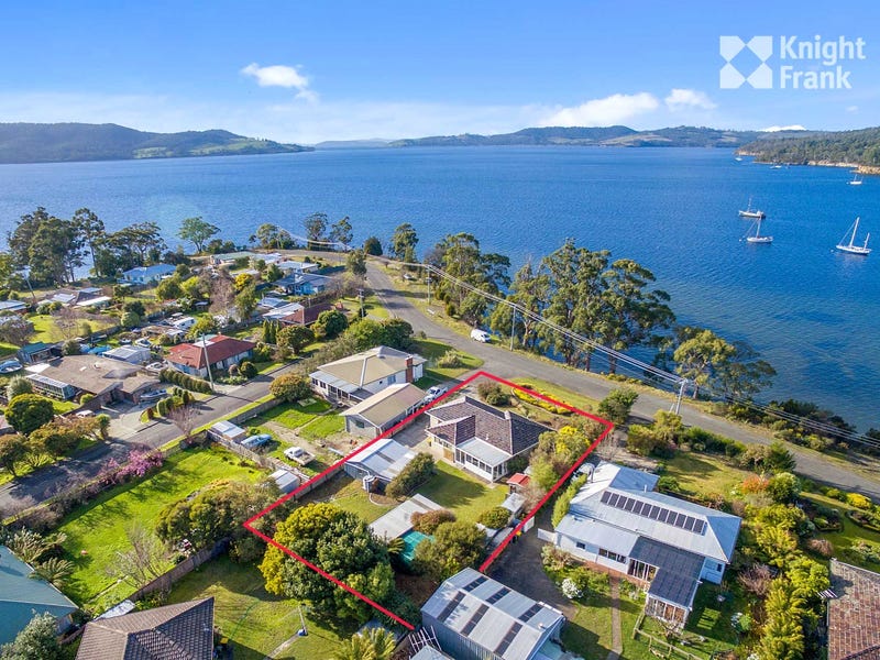 34 Esplanade, Snug, TAS 7054