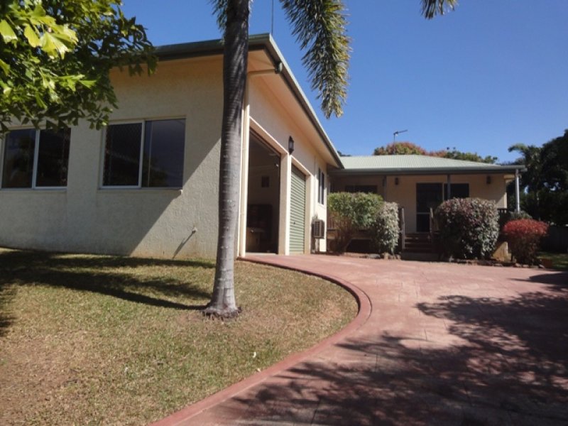 32 Ebony Street, Redlynch, QLD 4870