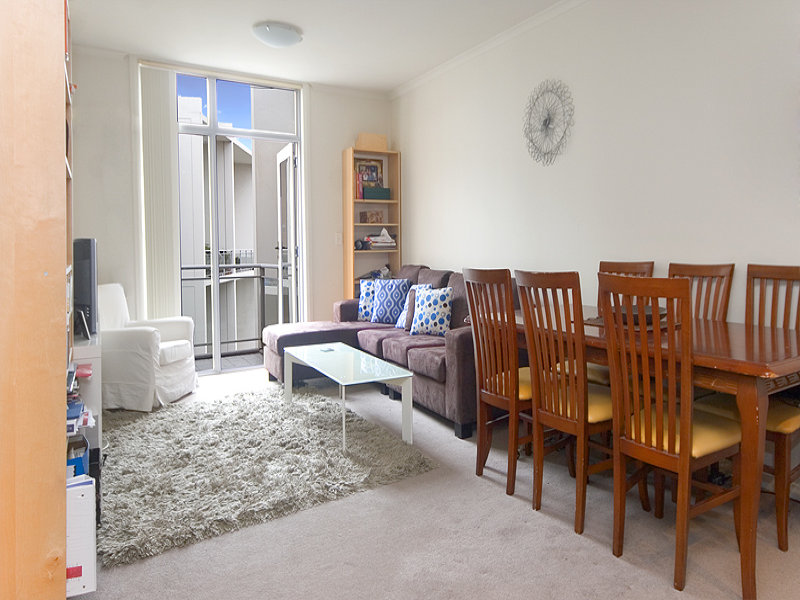 338/25 Allen Street, Waterloo, NSW 2166 Property Details