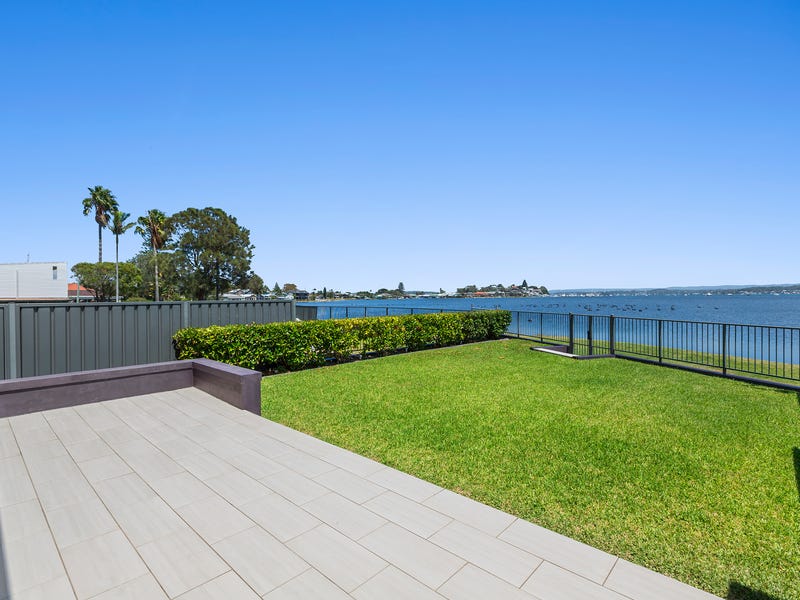 17A New Street, Belmont South, NSW 2280