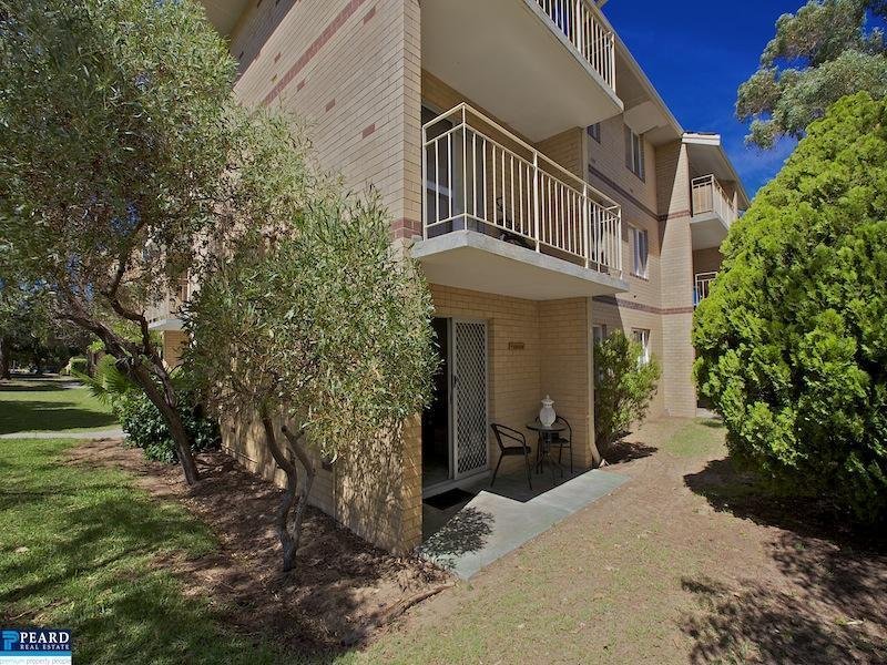 1/55 Deanmore Road, Scarborough, WA 6019 Property Details