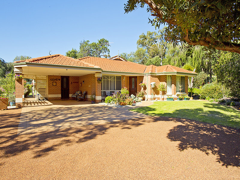 26 Roberts Road, Leschenault, WA 6233 Property Details