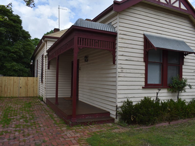 12 Balliang Street, South Geelong, VIC 3220