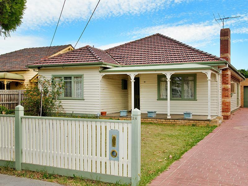 38 Teague Street, Niddrie, Vic 3042 Property Details