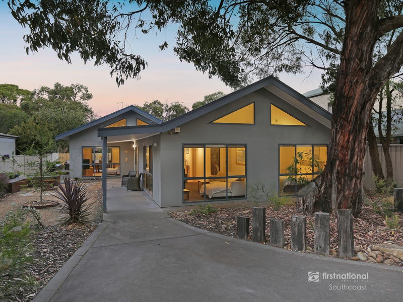 56 Pier Road, Inverloch, Vic 3996 House for Sale