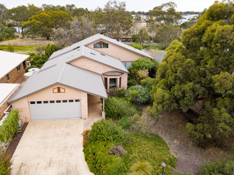 48 Mardon Drive, Horsham, Vic 3400 Property Details