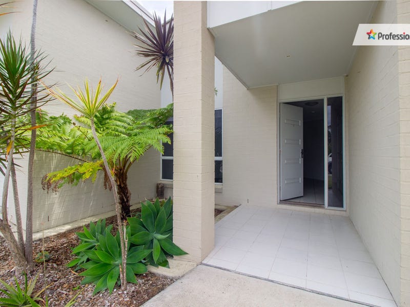 14 Hilltop Crescent, Flagstone, Qld 4280 Property Details