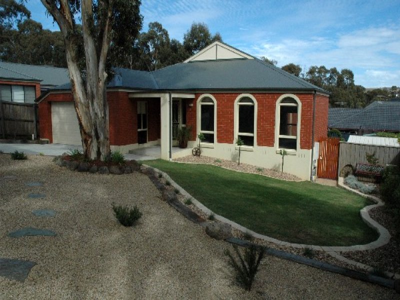 17 Spavin Drive, Sunbury, Vic 3429 Property Details