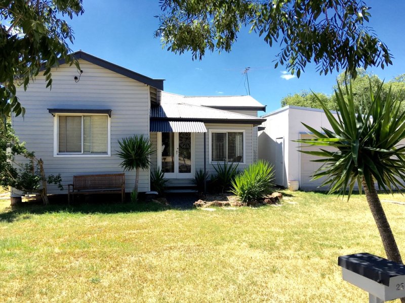 23 Bunya Street, Dalby, Qld 4405 Property Details