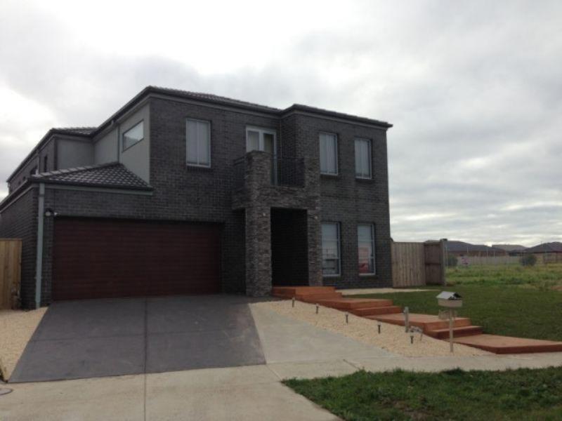 46 Featherbrook Drive, Point Cook, VIC 3030