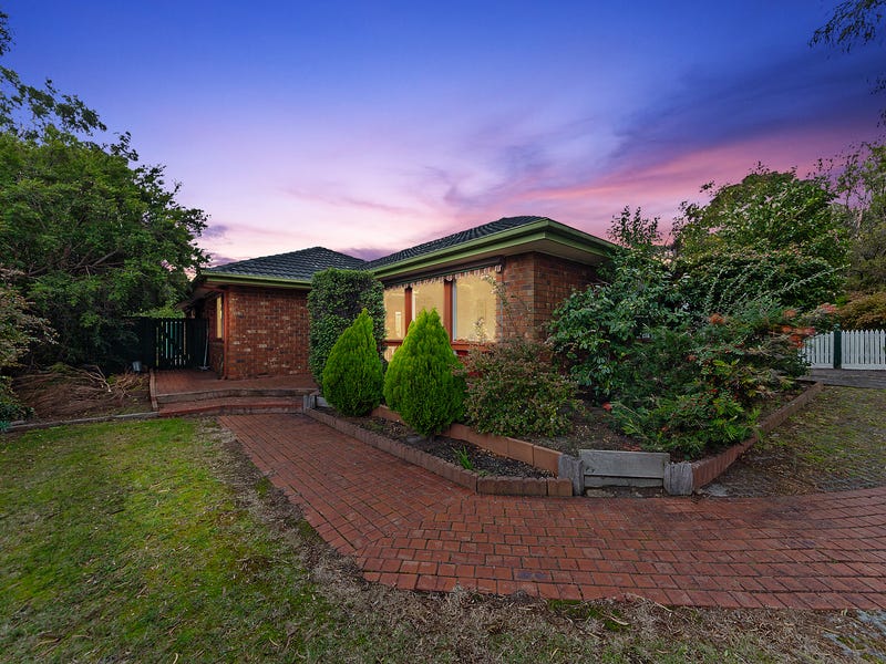 1 Southgateway, Langwarrin, Vic 3910 Property Details