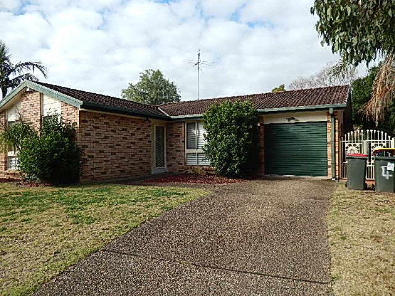 4 Mansion Court Quakers Hill Nsw 2763
