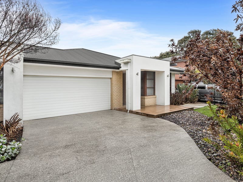 17 Riberry Crescent, Mernda, Vic 3754 - Property Details