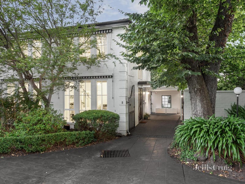 5/6 Balwyn Road, Canterbury, Vic 3126 Property Details