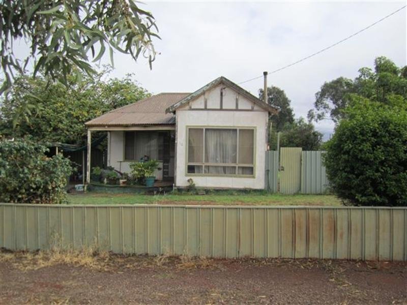 16 Balfour Street, Kalgoorlie, WA 6430 Property Details