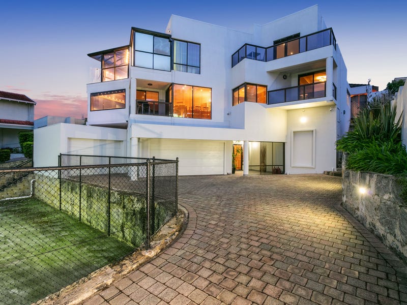 7 Hawkins Avenue, Sorrento, WA 6020 Property Details